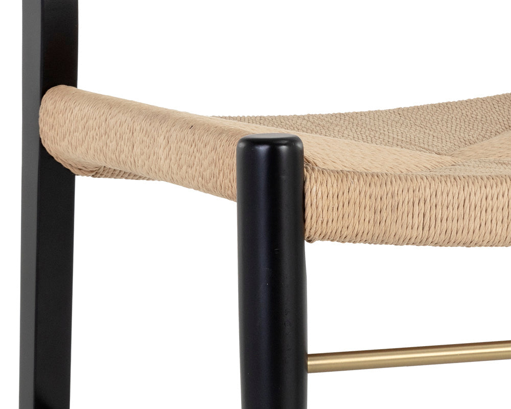 Sunpan Nicolette Round Dining Table Set Seats 6