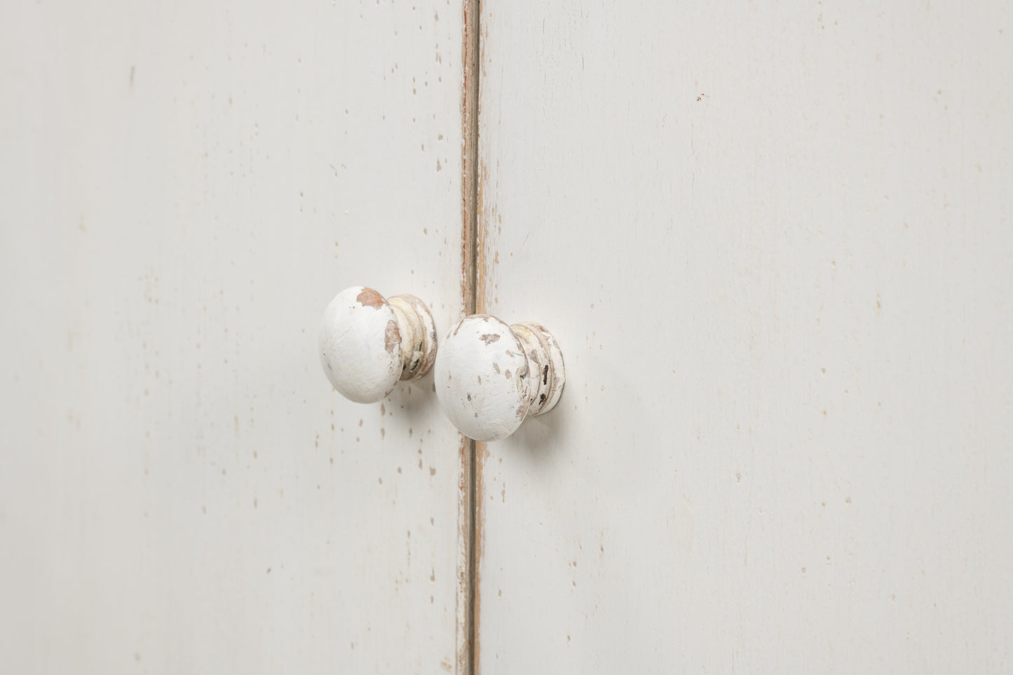 Sarreid - Eight Is Enough Sideboard Whitewash - White - Traditional