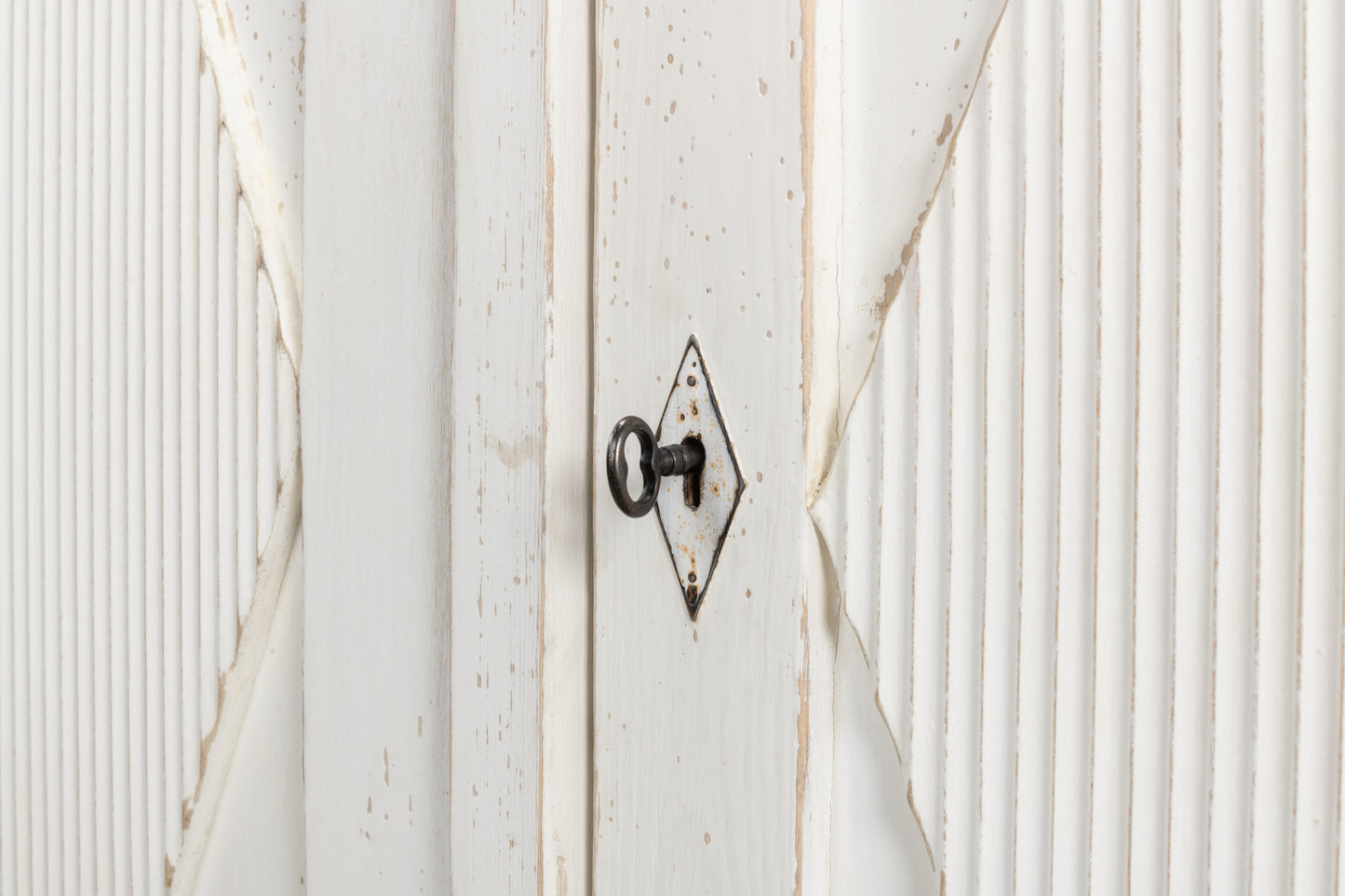 Sarreid - Beecher Sideboard W/3 Doors  Whitewash - White - CoastalBeach
