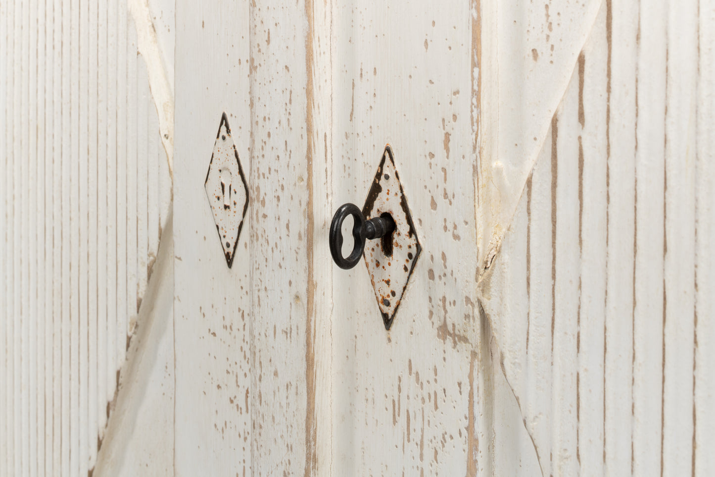 Sarreid - Beecher Sideboard W/4 Doors  Whitewash - White - CoastalBeach