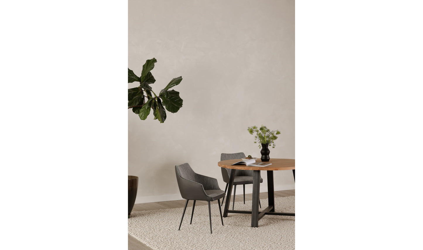 Moe's Home 86" Mila Dining Table Round