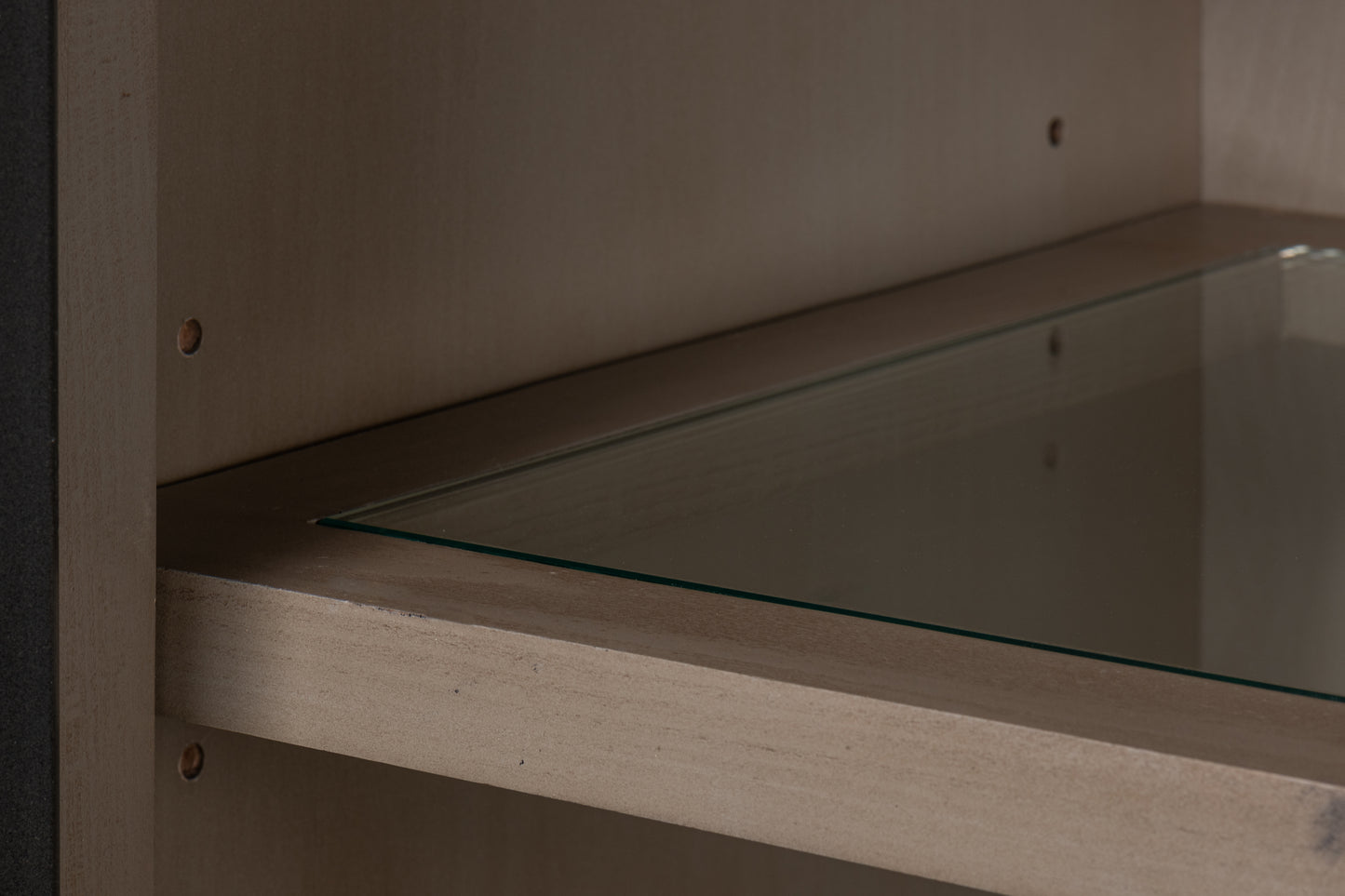 Sarreid - Vineyards Bar Cabinet - White - Traditional