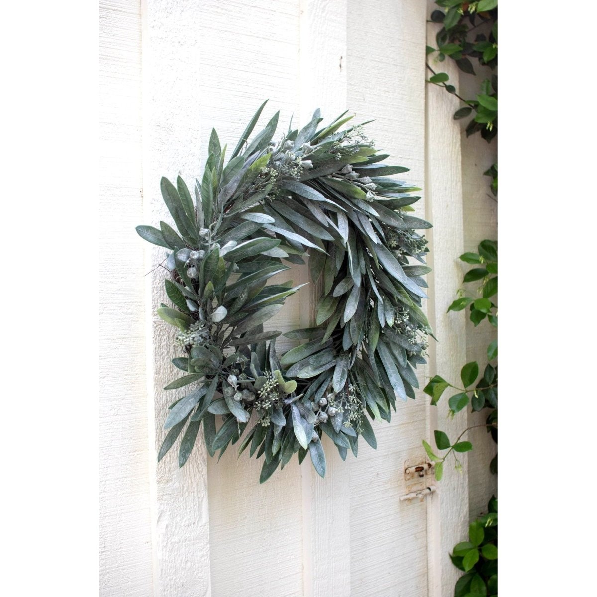 Kalalou - ARTIFICIAL EUCALYPTUS WREATH - CYF1417 - CYF1417 - Kalalou - $117.95