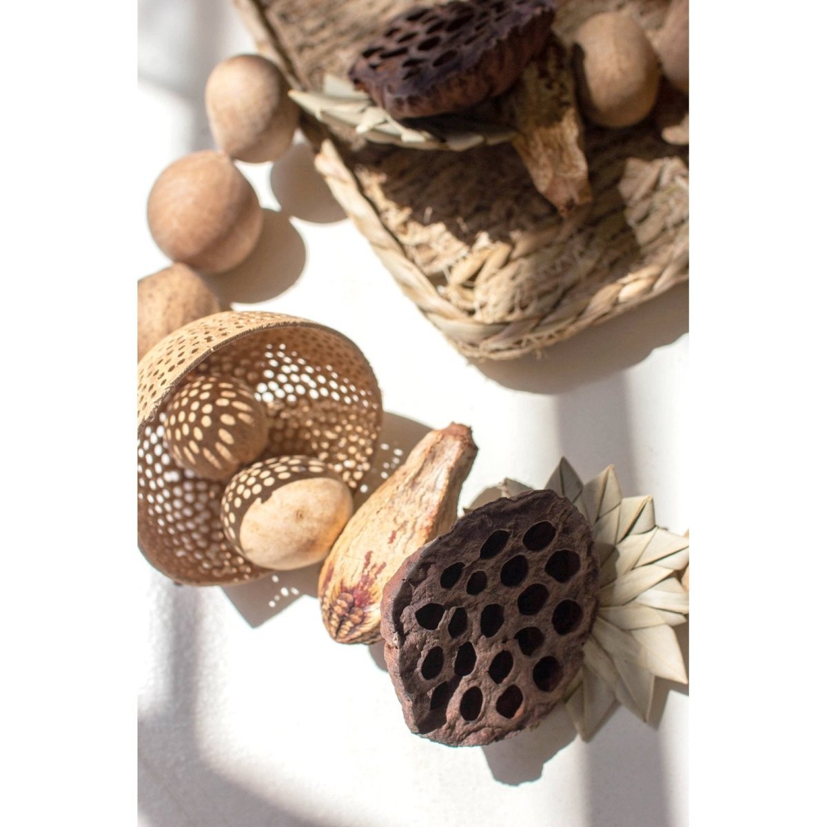 Kalalou - MIXED DRIED BOTANICAL GARLAND - NSBE1030 - NSBE1030 - Kalalou - $29.95